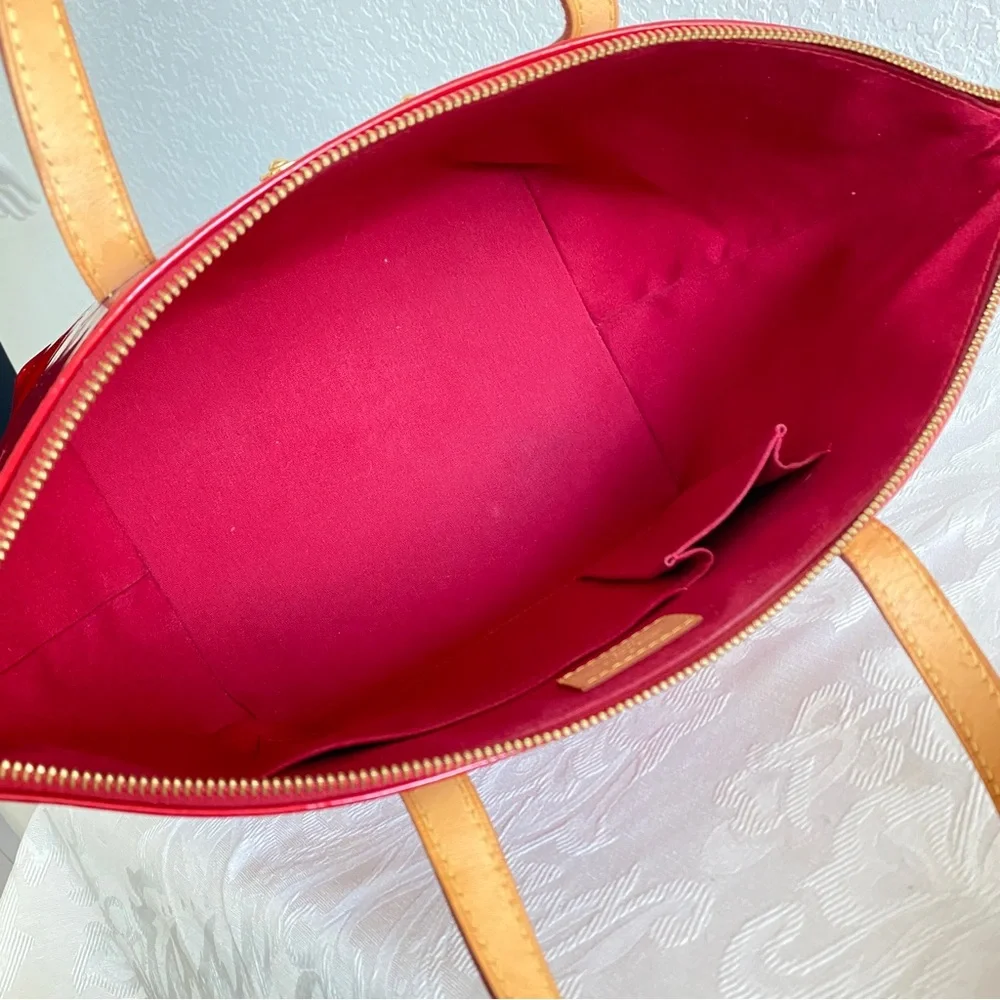 Louis Vuitton Vernis Bellevue PM bag